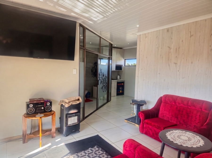 6 Bedroom Property for Sale in Dan Pienaar Free State